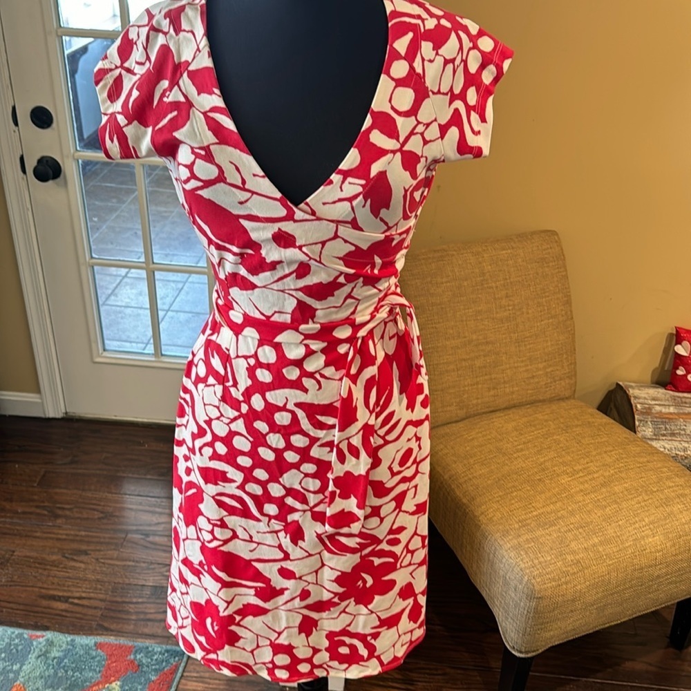 Soft Surrounding‎ NWOT Floral  V Neck Faux Wrap Midi Dress